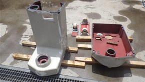 1.ハウジングを分解